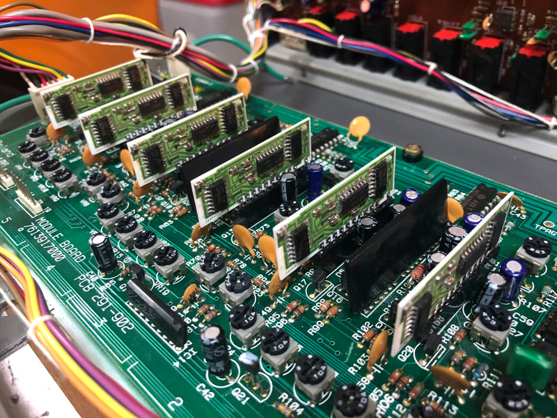 Roland Juno-106 Original Voice Chips Installed