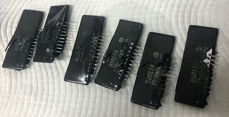 Roland Juno-106 Original Voice Chips Post Acetone
